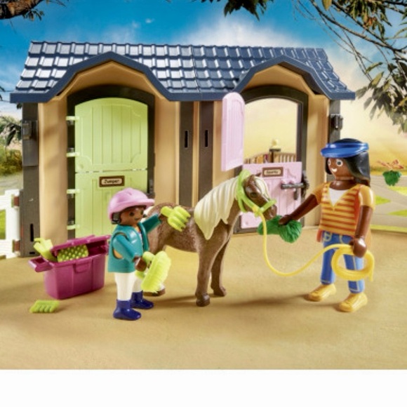 Playmobil 70995 Country Play Set - Picture 9 of 12